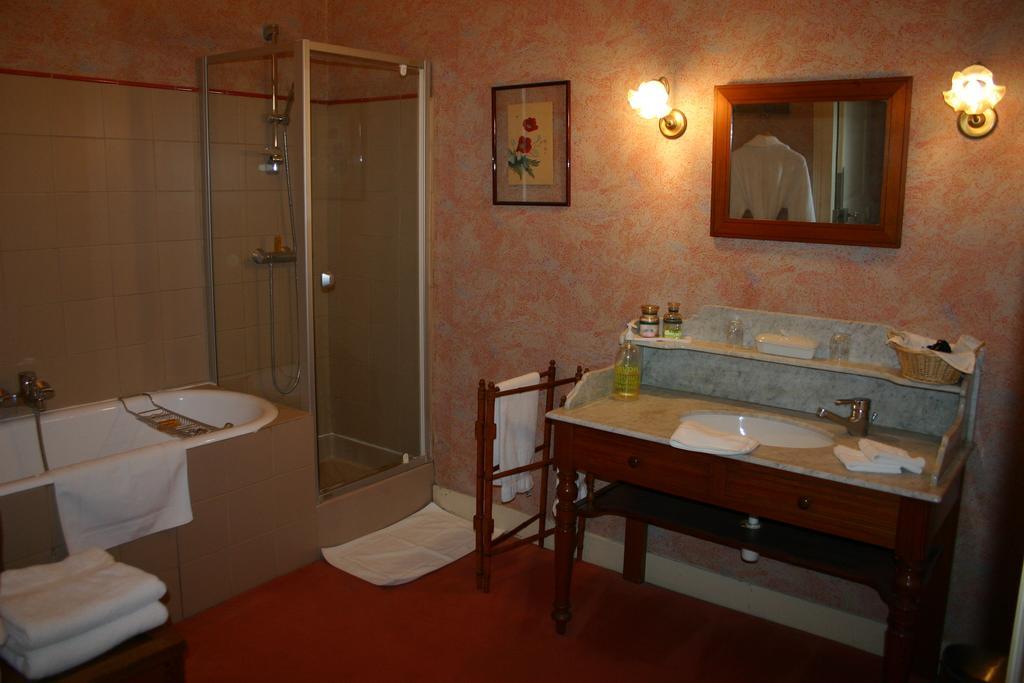 Chateau De La Verrerie Hotel Aubigny-sur-Nère Kamer foto