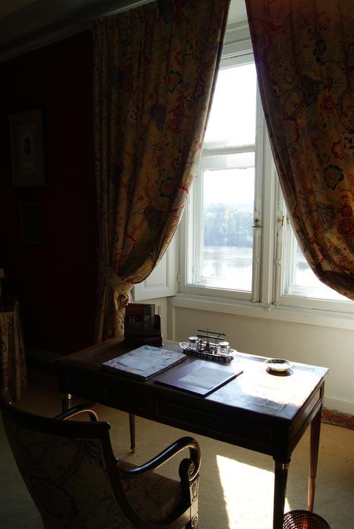 Chateau De La Verrerie Hotel Aubigny-sur-Nère Kamer foto