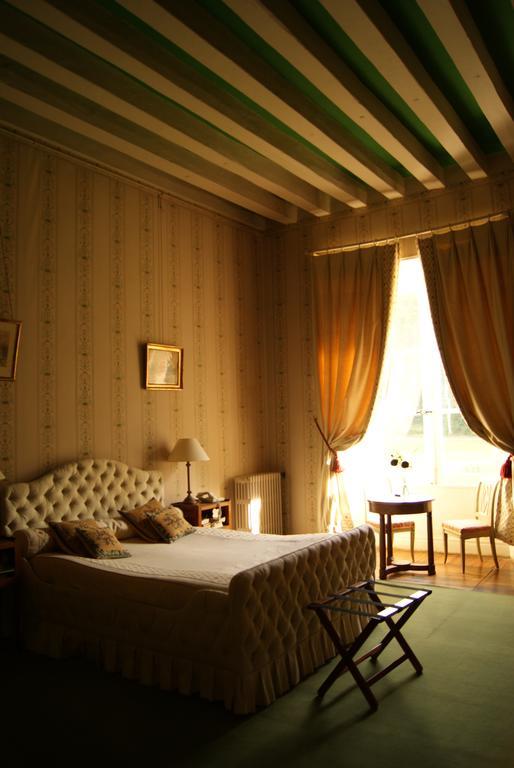 Chateau De La Verrerie Hotel Aubigny-sur-Nère Kamer foto