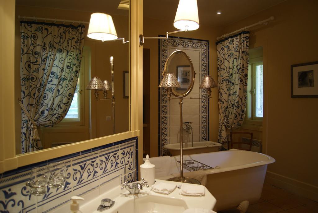 Chateau De La Verrerie Hotel Aubigny-sur-Nère Kamer foto